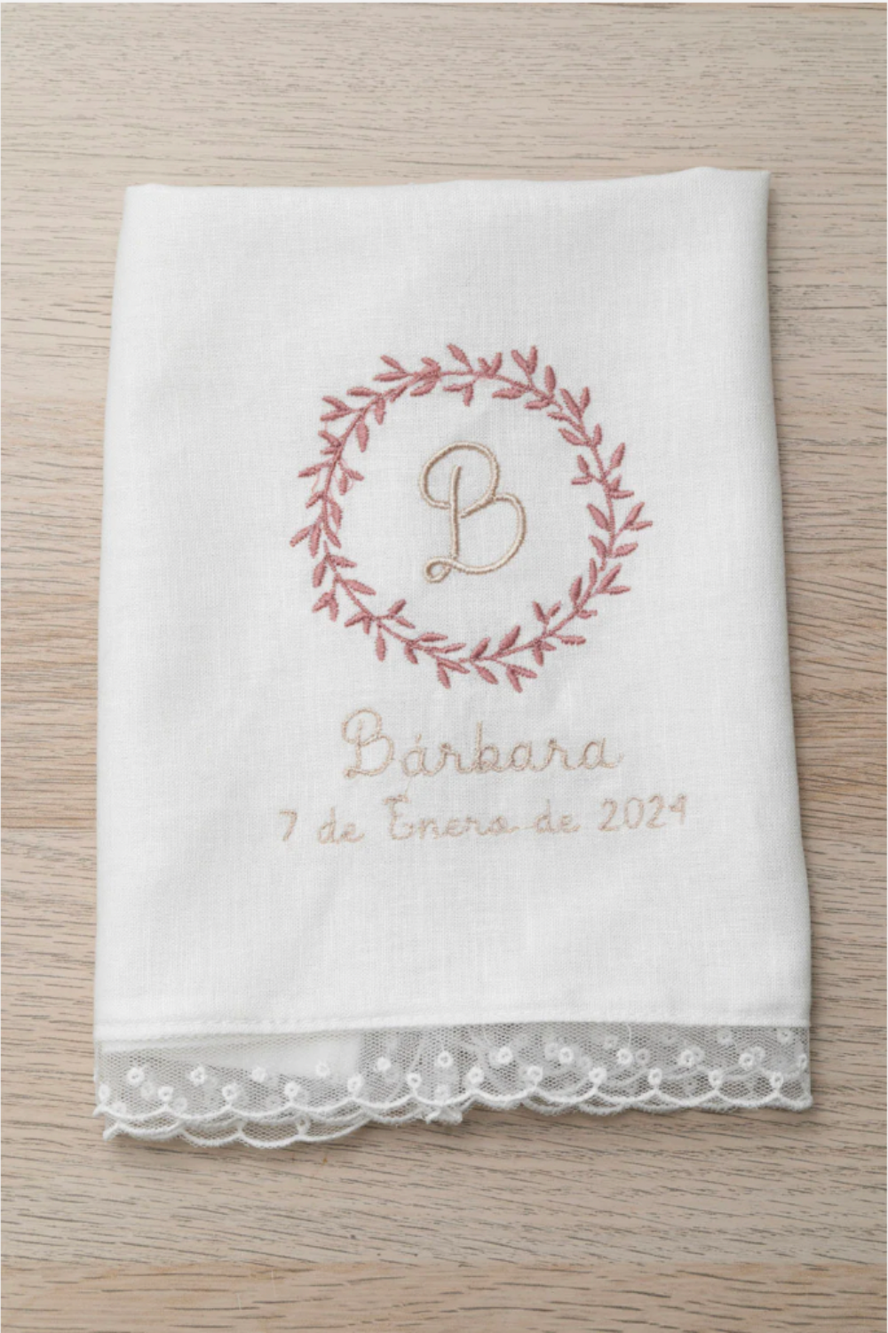 Pañuelo bautizo flor