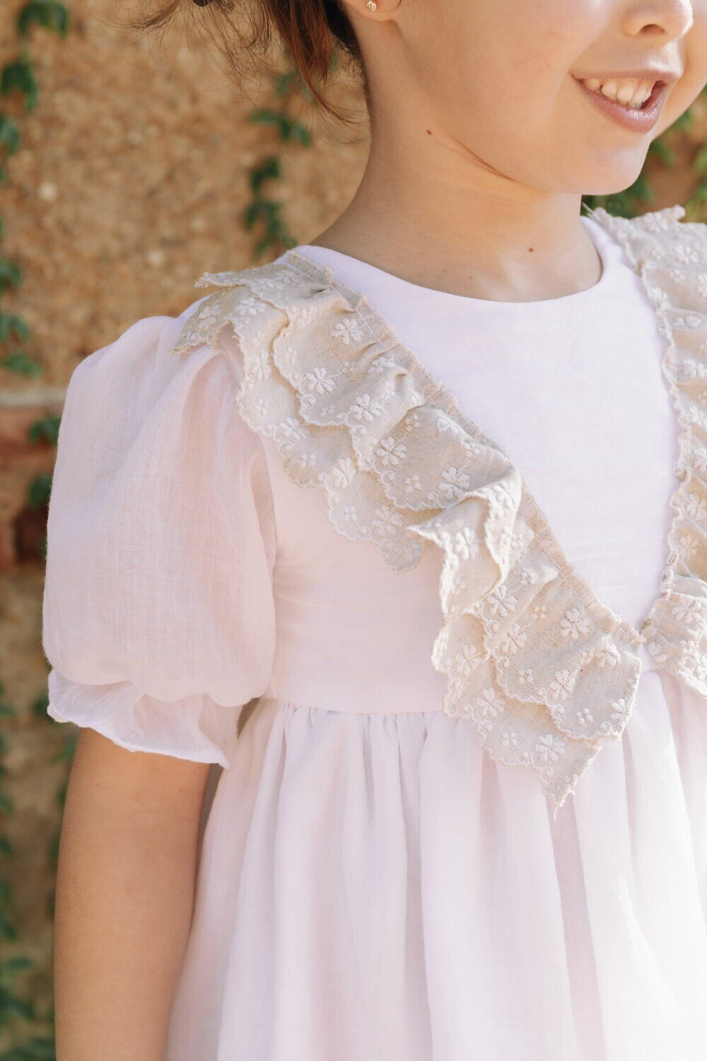 Vestido Espalda  beige ceremonia