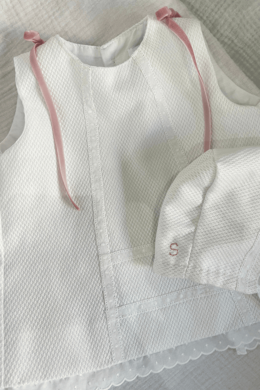 Conjunto Pique bordado blanco