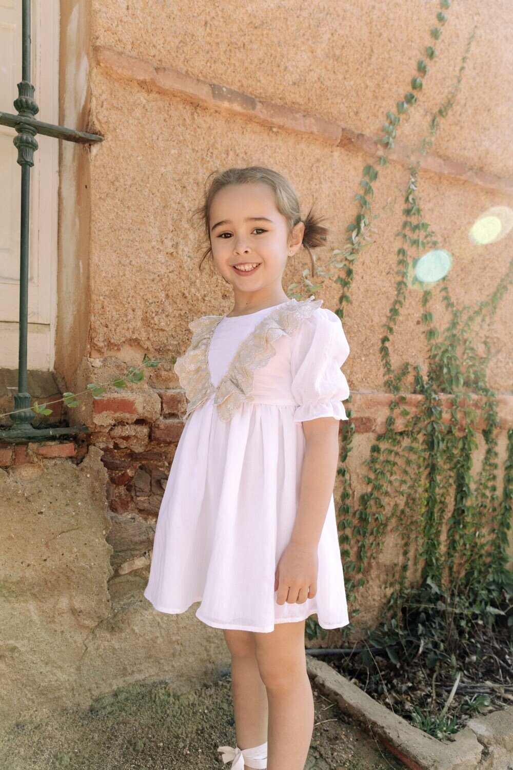 Vestido Espalda  beige ceremonia